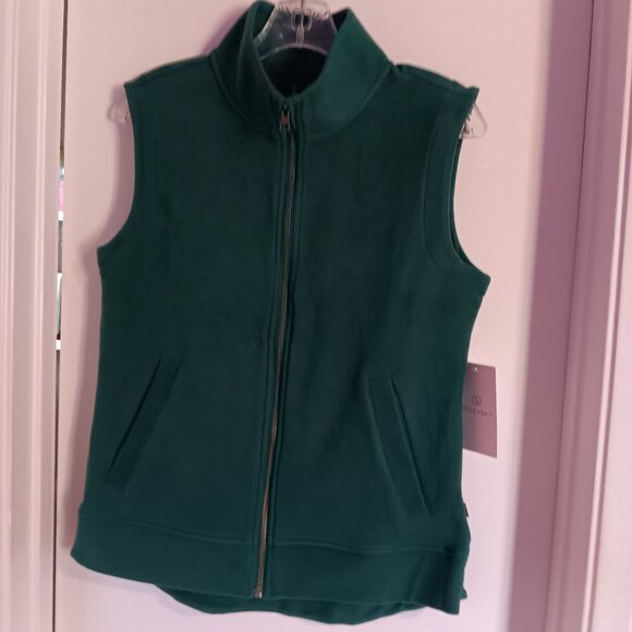 Soul + Sky Women's Velour Fleece Zip Front Green Vest Size S/P  NWT - Picture 1 of 7